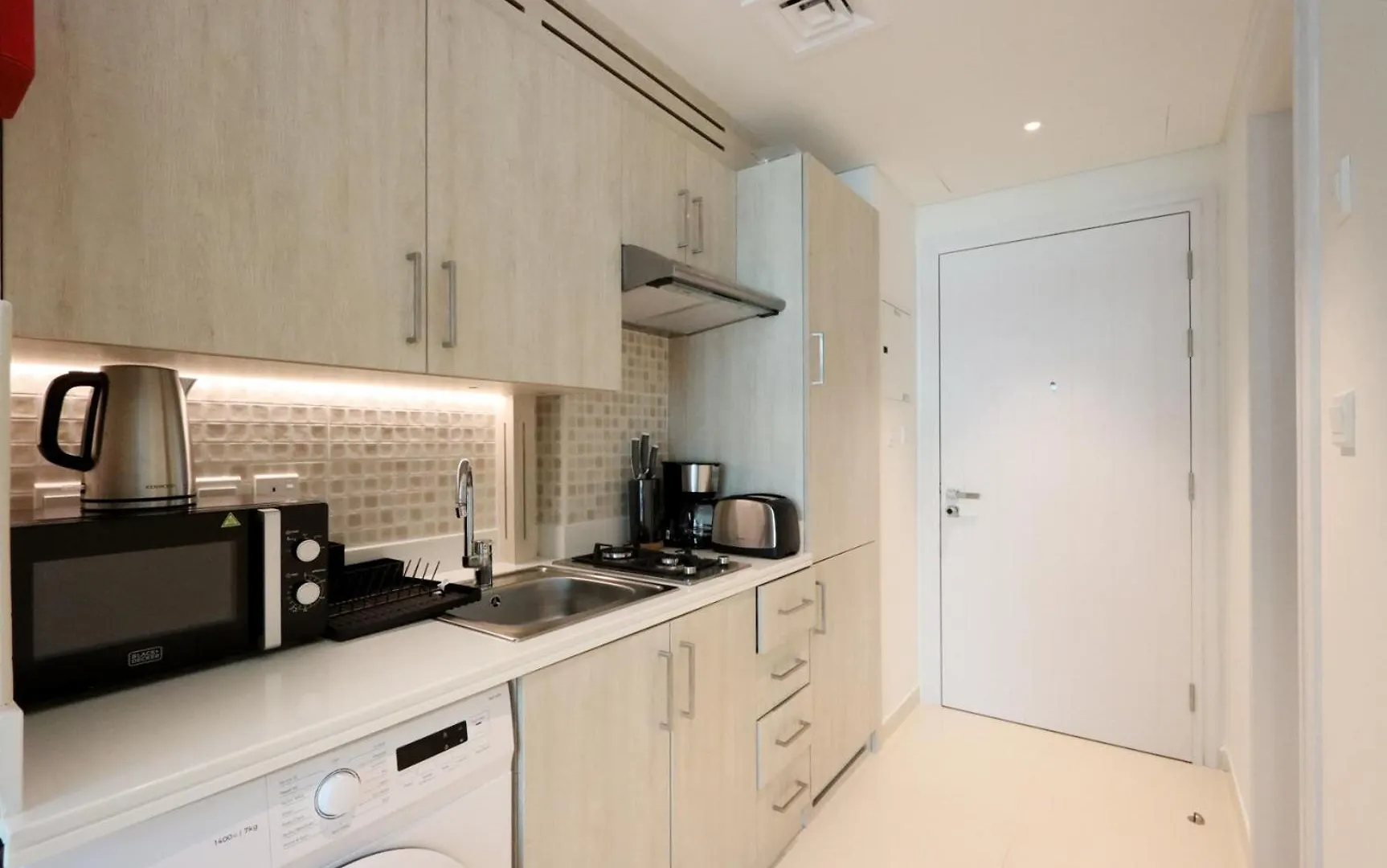 Livbnb Suites - Comfy Studio In Palm Jumeirah Dubai Apartment